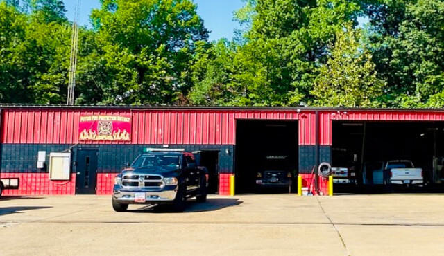 Cropped image of the Potosi Fire Department Building